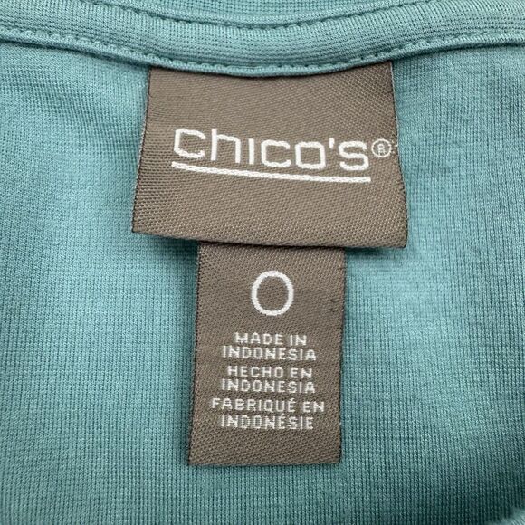Chico's Blue Short Sleeve Shirt Top Size 0 Small Buttons - Picture 2 of 8